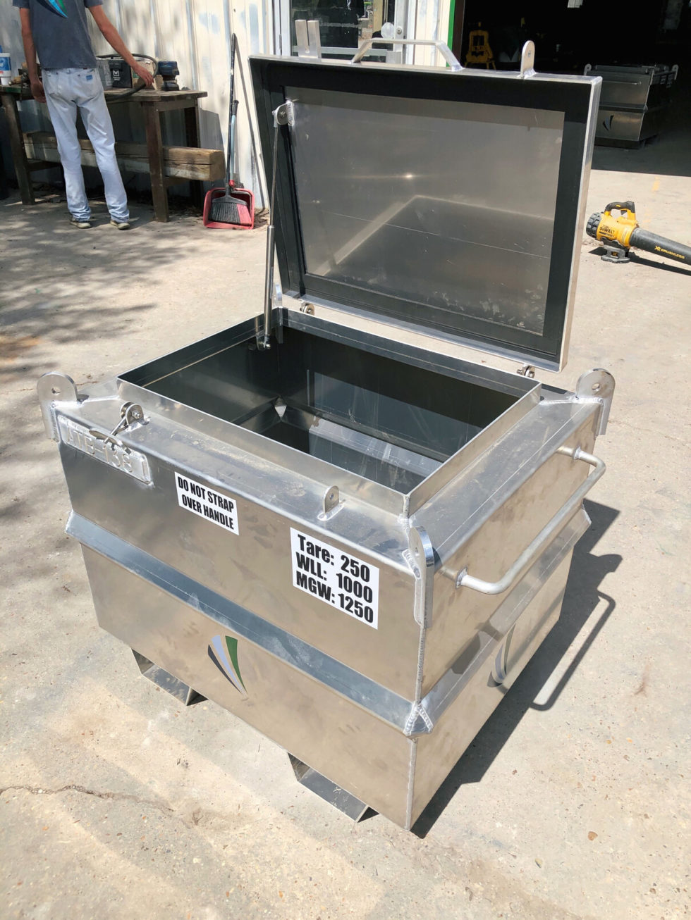 3×3 Aluminum Toolbox Trinity Rental Services
